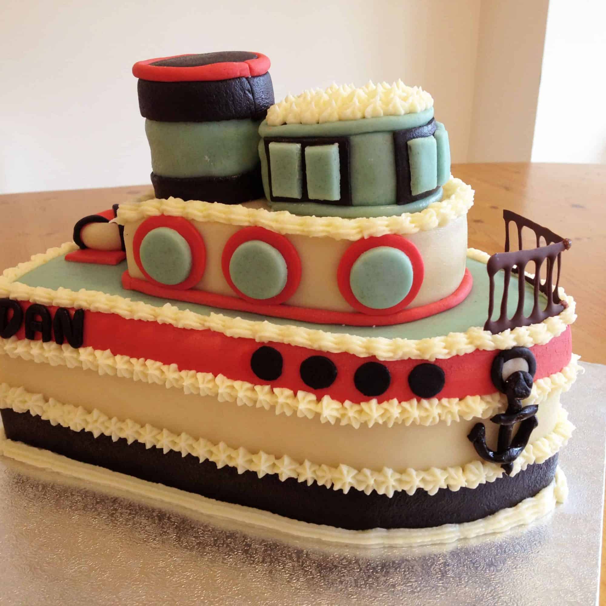 Steam boat cake